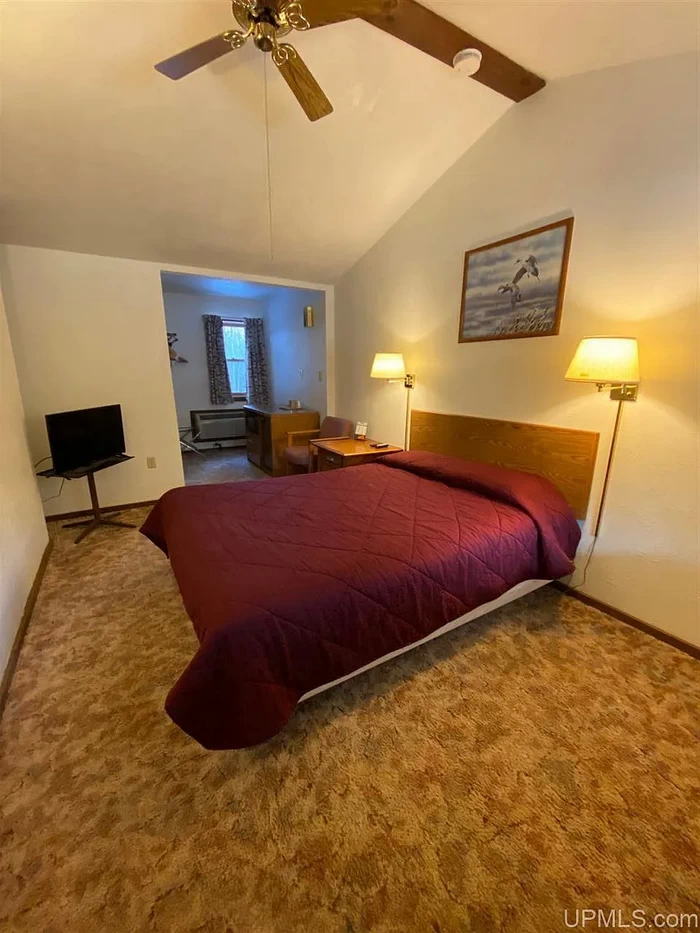 Woodlands Motel (Bambi Park Motel) - From Zillow Listing (newer photo)